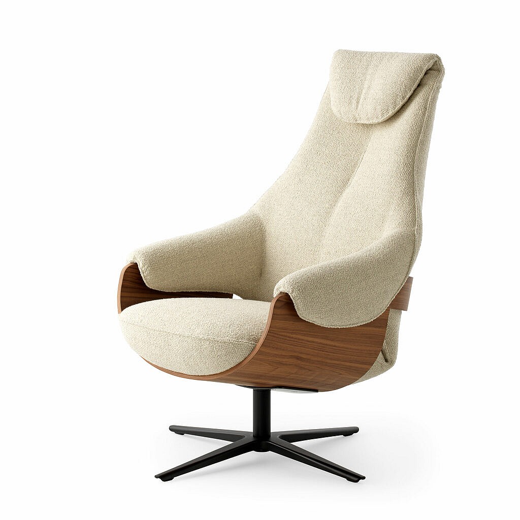 ‘Cream’ chair, Leolux at Beaufort Interiors