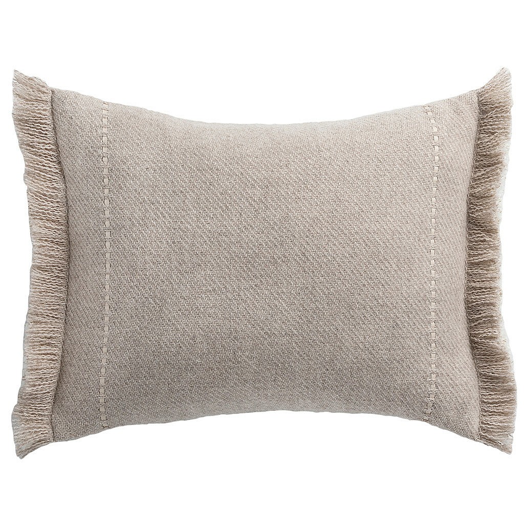 Cashmere wool twill cushion with fringe, taupe, de Le Cuona