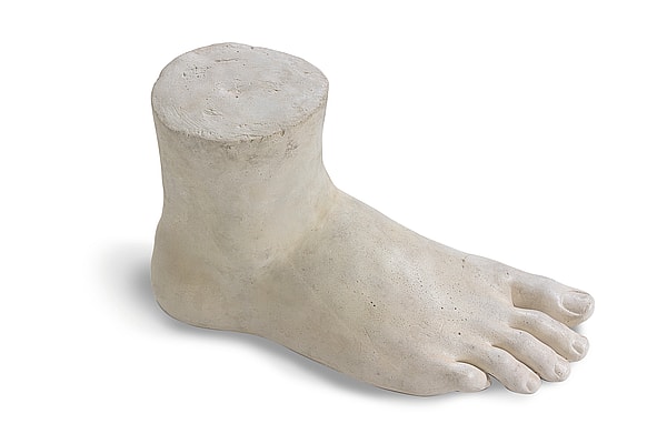 'Big Foot' sculpture, Julian Chichester